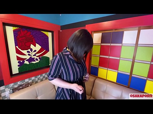 ❤️ Una maca japonesa de grans tetes es masturba amb joguines sexuals i té un orgasme. Ella parla en una entrevista de la seva putada experiència. Tetes enormes i cony pelut gemegant fort. Osakaporn ❌ Vídeo de sexe a nosaltres ☑